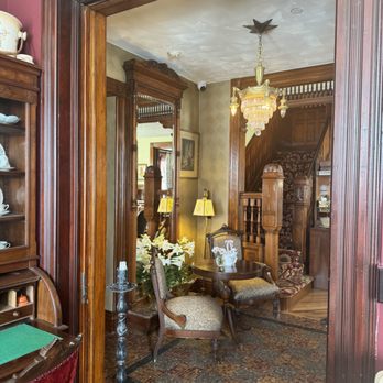 Buffalo Harmony House - Bed & Breakfast Near Me - Buffalo, New York Buffalo Harmony House - Bed & Breakfast Near Me - Buffalo, New York