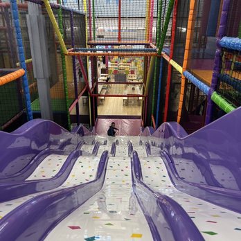 Kids Empire Evanston - Massive steep slides - Indoor Playcenter Near Me - Evanston, Illinois Kids Empire Evanston - Massive steep slides - Indoor Playcenter Near Me - Evanston, Illinois