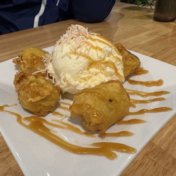 Tina Cake Desserts - Vietnamese Near Me - Vancouver, British Columbia Tina Cake Desserts - Vietnamese Near Me - Vancouver, British Columbia
