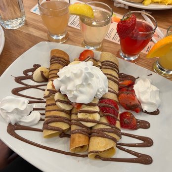 Broken Yolk Cafe - Nutella Crepes - Breakfast & Brunch Near Me - Henderson, Nevada