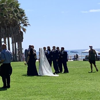 La Jolla Cove - Great spot for weddings too.....although no idea who these people are! - Parks Near Me - La Jolla, California
