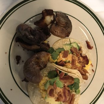 Dilly Diner - Sandwiches Near Me - Tulsa, Oklahoma