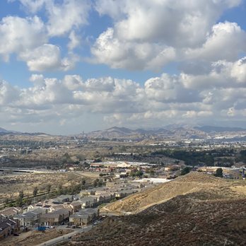 Central Park - Parks Near Me - Santa Clarita, California