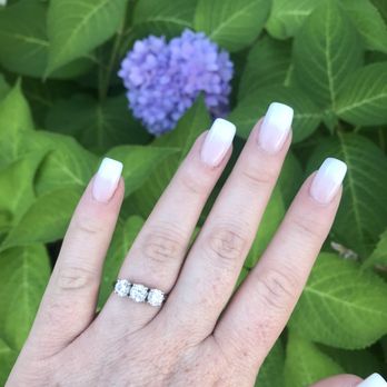 Boston's Nails & Spa - Ombré dip - Waxing Near Me - Boston, Massachusetts
