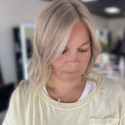 Chair Salon - Hair by Nina