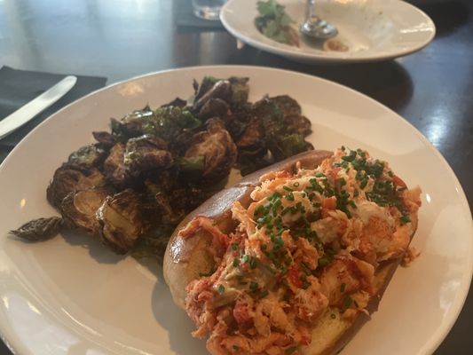 Stone's Cuisine and Cocktails by null