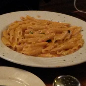 Giovanni - Penne ala vodka lunch portion - Italian Near Me - Bronx, New York Giovanni - Penne ala vodka lunch portion - Italian Near Me - Bronx, New York
