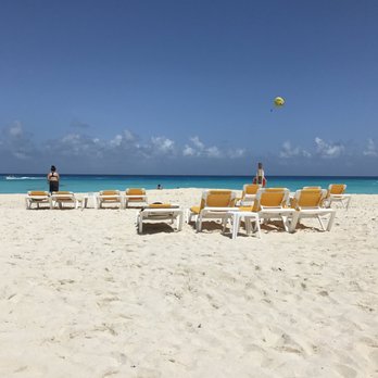 Iberostar Selection Cancún - A lazy day by the beach. - Hotels Near Me - Cancún, ROO