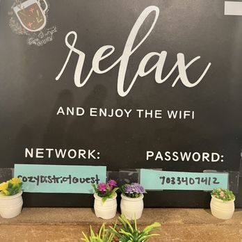 Cozy District Cafe - New American Near Me - Fairfax, Virginia