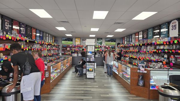 Trademark Cards & Collectibles by null