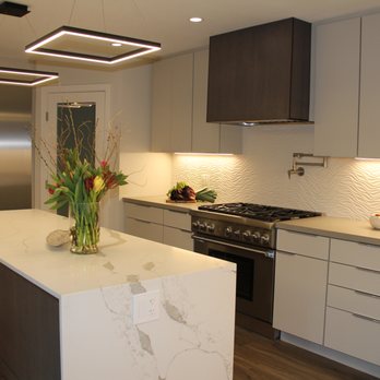 Best Construction - a kitchen with a center island - General Contractors Near Me - San Jose, California