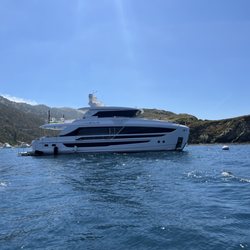 Two Harbors-the Isthmus of Catalina - Plenty of nearby coves to anchor, should you want a completely natural view