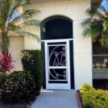 Ranger Screen and Patio - Front Entryway - Pressure Washers Near Me - Clermont, Florida Ranger Screen and Patio - Front Entryway - Pressure Washers Near Me - Clermont, Florida