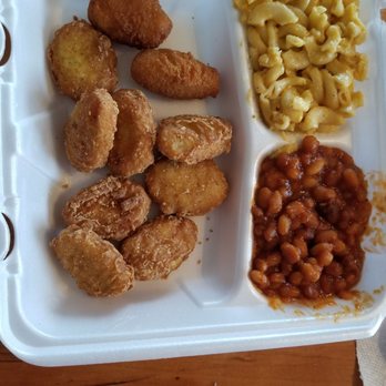 High Cotton BBQ - Barbeque Near Me - Kitty Hawk, North Carolina