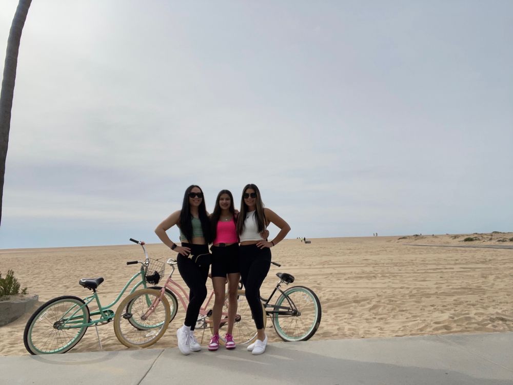 20th Street Beach and Bikes