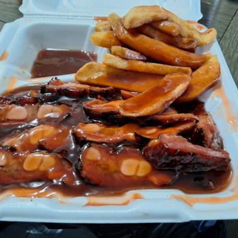 Curly Q's BBQ - Barbeque Near Me - Niles, Michigan