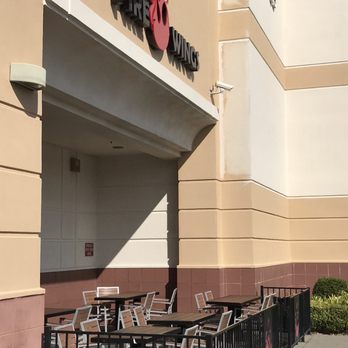 Fire Wings - Front entrance and outdoor seating - Chicken Wings Near Me - Sacramento, California