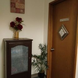 Michelle Curulla, LMP - Foyer