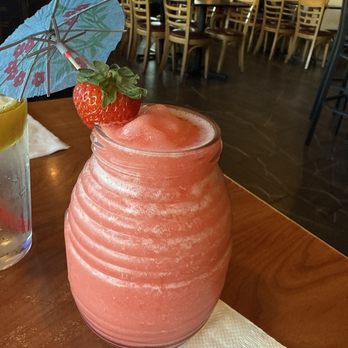 Dos Mundos Kitchen - Strawberry Margarita - Mexican Near Me - Upland, California Dos Mundos Kitchen - Strawberry Margarita - Mexican Near Me - Upland, California
