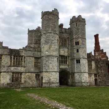 Titchfield Abbey - Abbey gatehouse, rear view - Landmarks & Historical Buildings Near Me - Catisfield, HAM