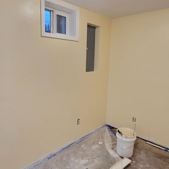 Ernestos Handyman - a room being remodeled - General Contractors Near Me Ernestos Handyman - a room being remodeled - General Contractors Near Me