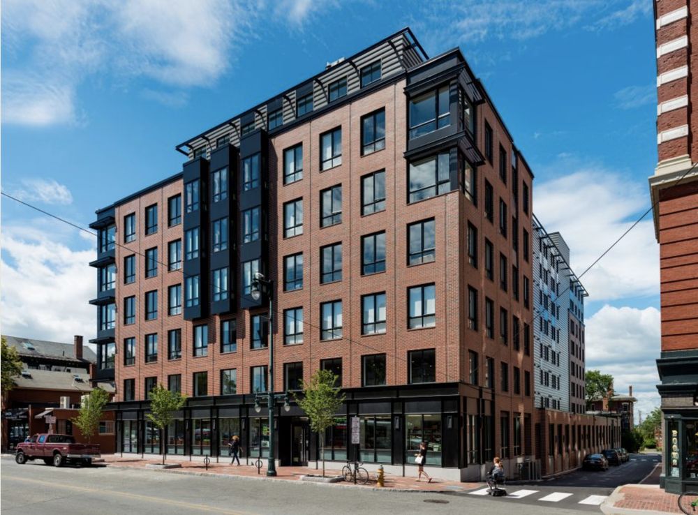 THE HIAWATHA APARTMENTS Updated August 2024 Request Information