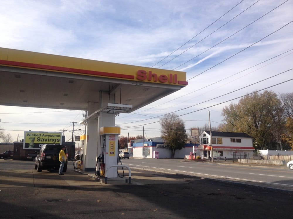 SHELL Updated September 2024 11 Reviews 819 Hancock St, Quincy