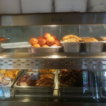 Tony Tipico - Early morning,  full of food - Dominican Near Me - Lynn, Massachusetts