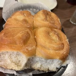 Sammy's Italian Pasta & Pizza - Dinner rolls