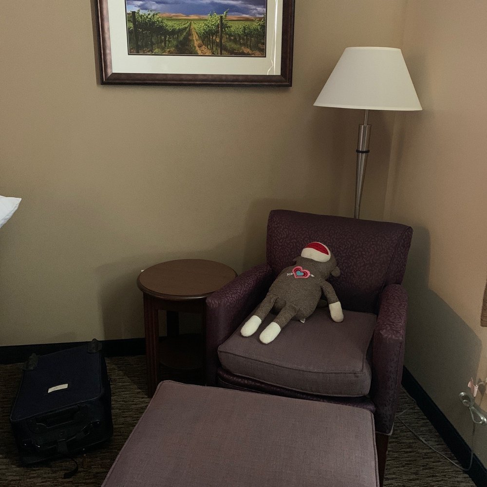 Best Western Plus Grapevine Inn - Hotels Near Me - Sunnyside, Washington