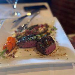 Elizabeth's Chop House - Filet Mignon cooked and seasoned perfectly