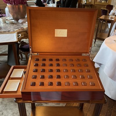 Cheval Blanc by Peter Knogl by null