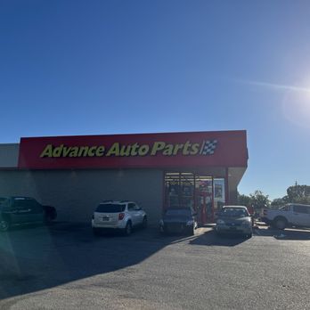 Advance Auto Parts - Store front - Auto Parts & Supplies Near Me - Memphis, Tennessee