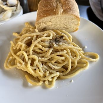 FERRO - Cacio e Pepe - Pizza Near Me - Idyllwild, California