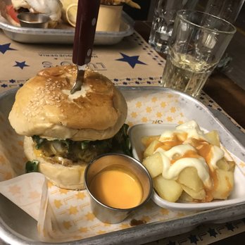 Luco's - Looks great, but tasted terrible.  Slimy beef. - Burgers Near Me - Santiago, RM