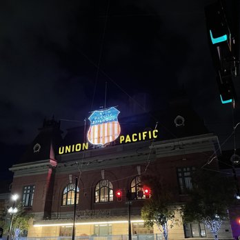 The Gateway - Outside - Shopping Centers Near Me - Salt Lake City, Utah