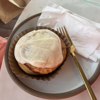 Confident Coffee - cinnamon roll - Coffee & Tea Near Me - Rogers, Arkansas