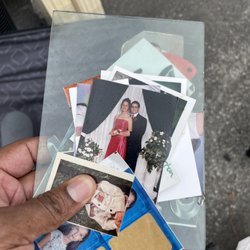 Nationwide Moving and Storage - found random pics of another family in the box they stole my ps5 from.