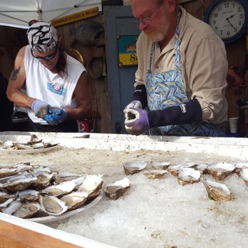 Wellfleet Oyster Festival - Sir Shucks-a-lot - Festivals Near Me Wellfleet Oyster Festival - Sir Shucks-a-lot - Festivals Near Me