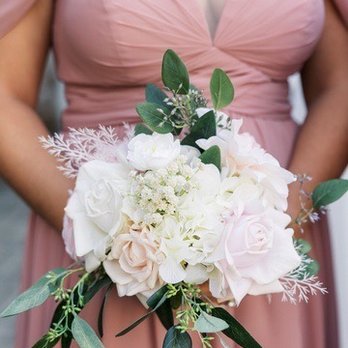 Floreal Blooms - Bridesmaid bouquet - Wedding Planning Near Me - Butler, New Jersey