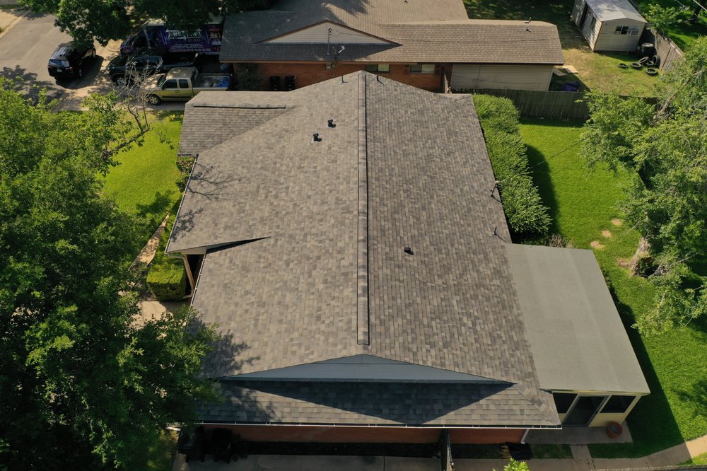 Slide of M & D Roofing and Construction