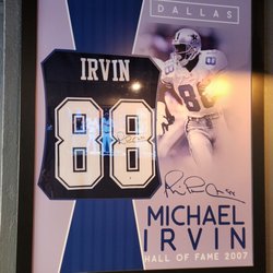 Gridiron Pizza & Sports Bar