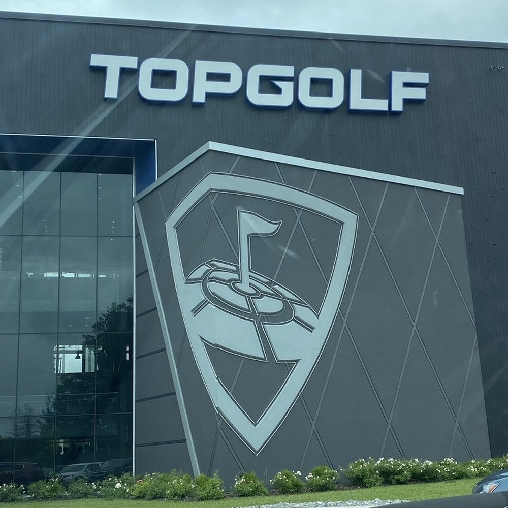 Topgolf - Outside - Golf Near Me - Independence, Ohio