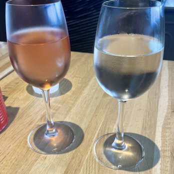 Sauce Pizza & Wine - Rosé and PINOT GRIGIO - COPPOLA BIANCA - Wine Bars Near Me - Tucson, Arizona