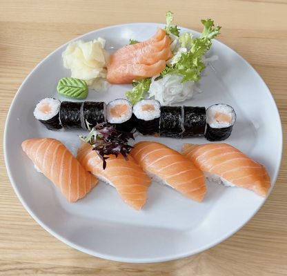 Osaka Ramen & Sushi by null