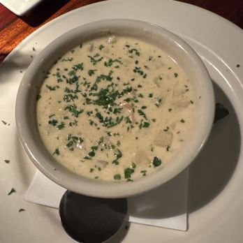Bahama Breeze - Bahamian Seafood Chowder - Bars Near Me - Tukwila, Washington Bahama Breeze - Bahamian Seafood Chowder - Bars Near Me - Tukwila, Washington