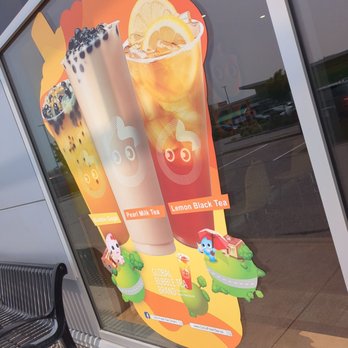 CoCo Fresh Tea & Juice - a window display - Bubble Tea Near Me - Ottawa, Ontario CoCo Fresh Tea & Juice - a window display - Bubble Tea Near Me - Ottawa, Ontario