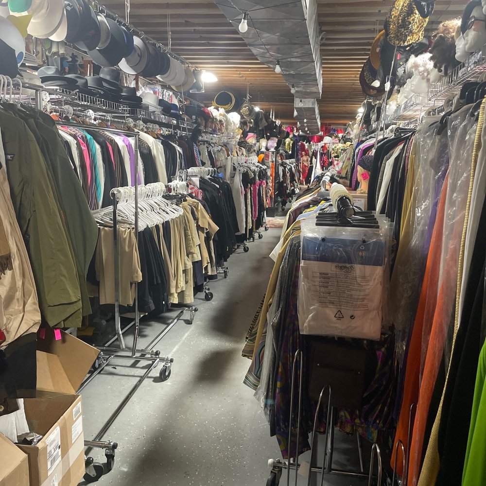 American Costumes - Hundreds of feet of costuming - Costumes Near Me - Las Vegas, Nevada American Costumes - Hundreds of feet of costuming - Costumes Near Me - Las Vegas, Nevada