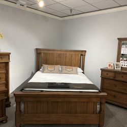 Modern contemporary bedroom