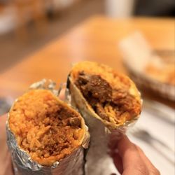 Cocina Mamá Cholita - Beef and chorizo burrito